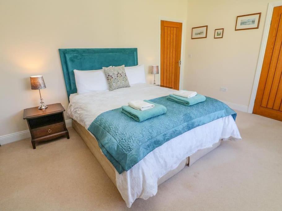 Two Acres- Spacious, Delightful, Pet Free Bungalow Levens Exterior foto